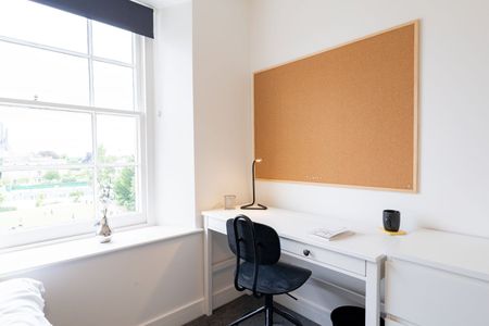 3 Bed Flat, Clifton Park Road, BS8 - Photo 5