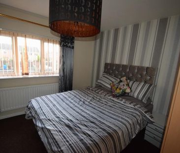 2 bedroom semi-detached house to rent - Photo 3