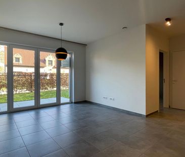 Trendy energiezuinig appartement met tuin - Photo 2