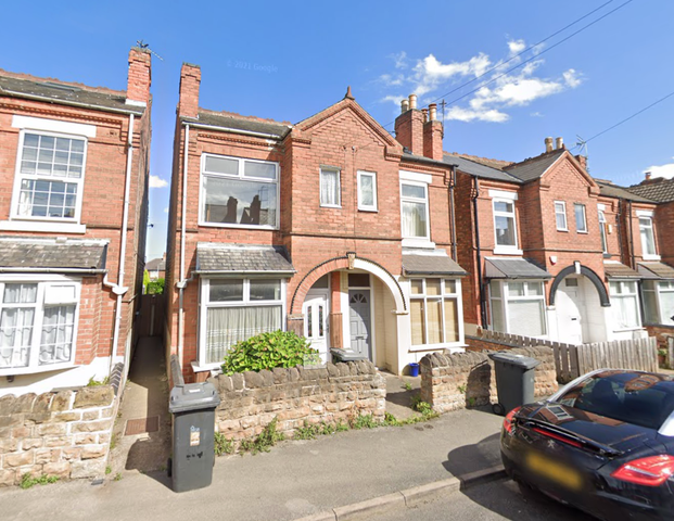 Mayfield Road Room 6 - Photo 1