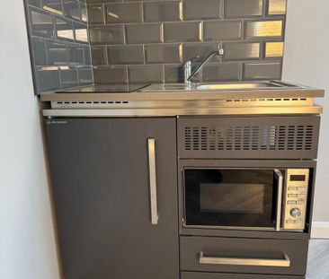 Studio to rent - Photo 2