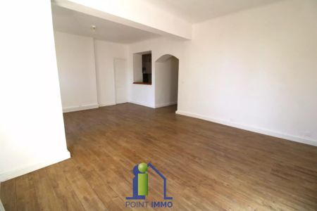 Location Appartement 5 pièces 145m² PLAN DE CUQUES 13380 - Photo 2