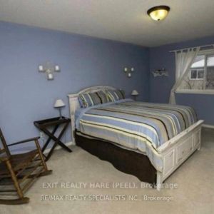 26 TANGLEMERE CRESCENT - Photo 2