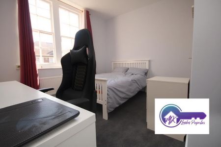 1 Bedroom Room in Flat Share To Rent - Photo 4