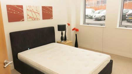 2 bedroom apartment to rent - Photo 4