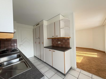 Bel appartement de 4,5 pièces au 2ème étage à Aigle - Photo 2