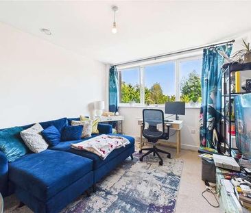 Cantelupe Road, East Grinstead, West Sussex, RH19 - Photo 1