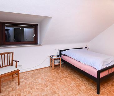 Großzügige 2,5-Zimmer-Stadtwohnung mit Balkon und Garage! - Foto 4