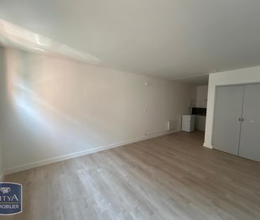Location Appartement 1 pièce 30m² MONTAUBAN 82000 - Photo 2