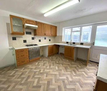 The Street, Adisham, CT3 - Photo 5