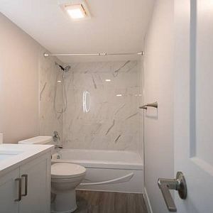 Junior 2 Bedroom - 8805 Hudson Street, Vancouver - Photo 2