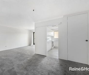 Effortless Coastal Living in the Heart of Long Jetty - Photo 6