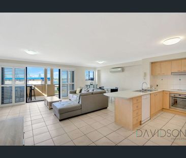 315/392 Marine Parade, Labrador, Qld 4215 - Photo 3