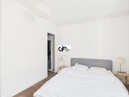 Location Appartement 2 pièces 47m² PARIS 16ème - Photo 4