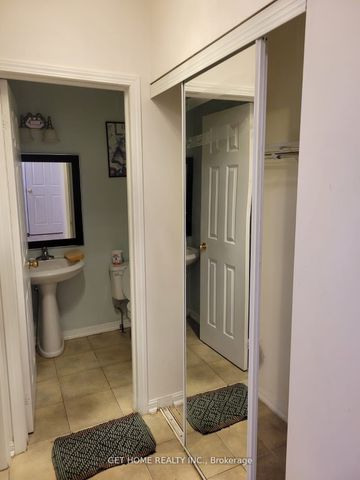 For Lease - 1548 Sarasota Crescent, Oshawa, Ontario - Photo 2