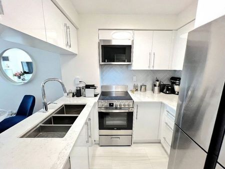 For Lease - 736 Bay Street Unit# 1012, Toronto, Ontario - Photo 4