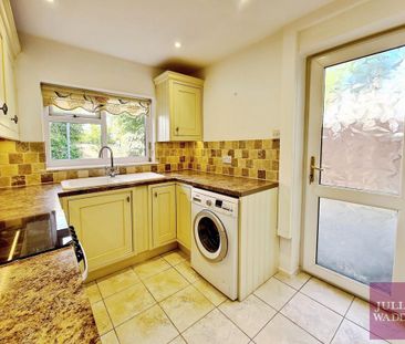 2 bedroom detached house to rent - Photo 2