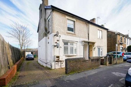 Woodford Road, Watford, Hertfordshire, WD17 - Photo 5