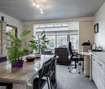 Instapklare laagbouwvilla (178 m²) met 4 slaapkamers, garage en tui... - Photo 5