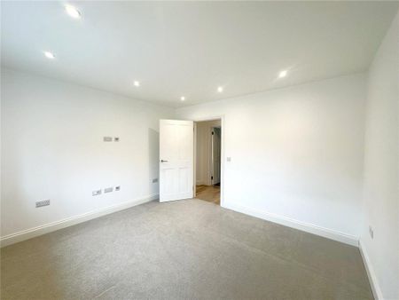 3 bedroom bungalow to rent - Photo 4