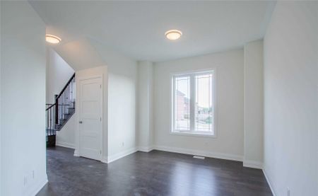 For Lease - 530 Askew Court Unit# Upper, Oshawa, Ontario - Photo 2