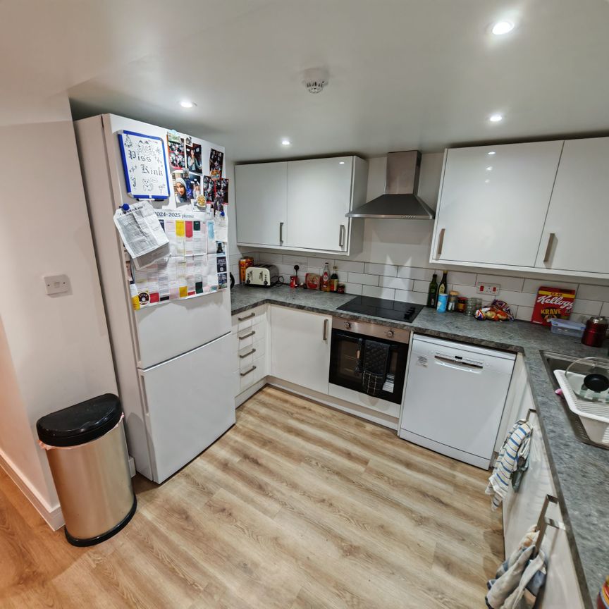 Hotwell Road – Ref: 808 - Photo 1