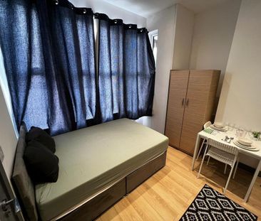 Studio Flat, Mitcham Lane, SW16 - Photo 5