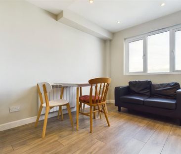 3 bedroom terraced house to rent - Photo 6