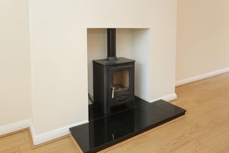 72 Shaftesbury Road, Bangor, BT20 3GD - Photo 2