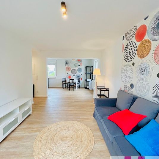 Modernes Wohnen mit Garten – Stilvoll möblierte 2-Zimmerwohnung in zentraler Lage Nürnbergs - Photo 1