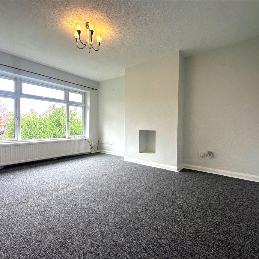 Leaford Crescent, Watford - Photo 1