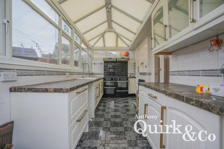 3 bedroom detached bungalow to rent - Photo 5