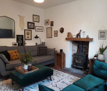 2 bedroom end of terrace house to rent - Photo 4