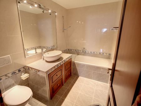 Superbe 4.5 pièces à Villars-Glâne - Photo 4