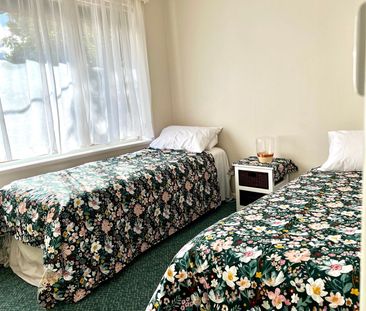 Fully Furnished Two Bedroom Unit - Photo 3