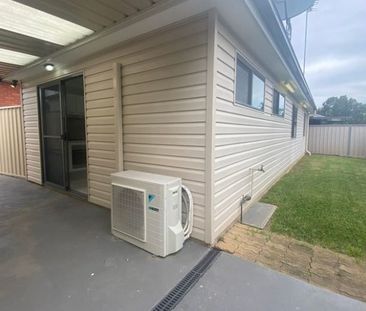 Modern 2-Bedroom Granny Flat in Prime St Marys Location - Photo 1