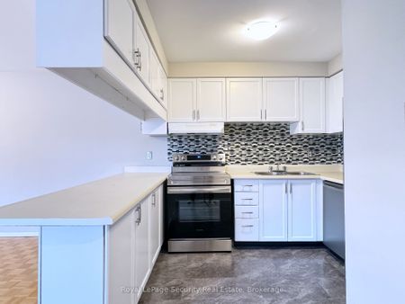 For Lease - 696 St Clair Avenue Unit# 304, Toronto, Ontario - Photo 2