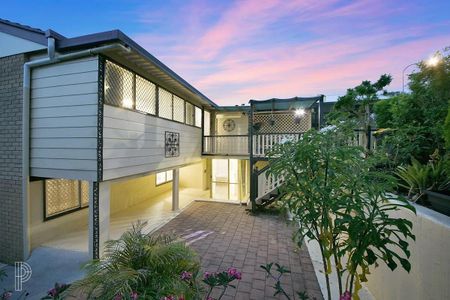 Low-Maintenance Living in a Convenient Location - Photo 5