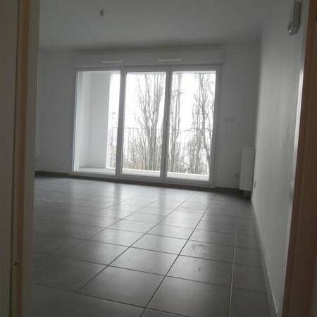 Appartement 3 pièces - - Photo 1