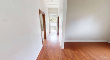 City Centre - 4 Bedrooms - Photo 5