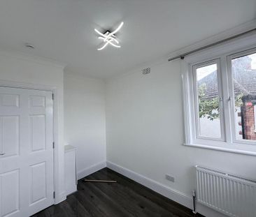 5 bedroom semi-detached house to rent - Photo 6