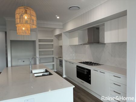 McDonald Jones 4 x Bedroom Executive home in the new Ashbourne Estate - Photo 2