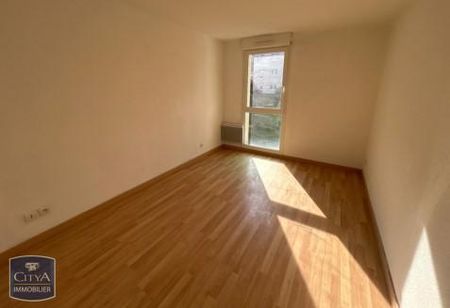 Location Appartement 4 pièces 75m² RUMILLY 74150 - Photo 4