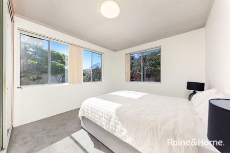 Fully furnished 2 bedroom apartment! - Photo 3