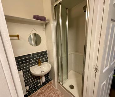 Bell Hill Road, St George - Photo 1