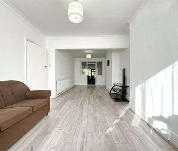 Hiliary Gardens, Stanmore, Middlesex, HA7 - Photo 1