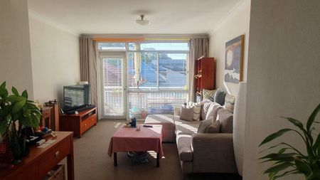 Dulwich Hill - Photo 2