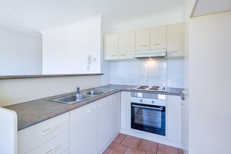 10/9 Tweed Street, Southport QLD 4215 - Apartment For Rent | Domain - Photo 5