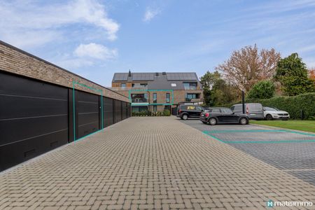 ENERGIEZUINIG APPARTEMENT MET ZONNEPANELEN, GARAGE EN AUTOSTAANPLAATS TE MUNSTERBILZEN - Foto 2