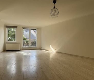 Appartement te huur - Foto 2